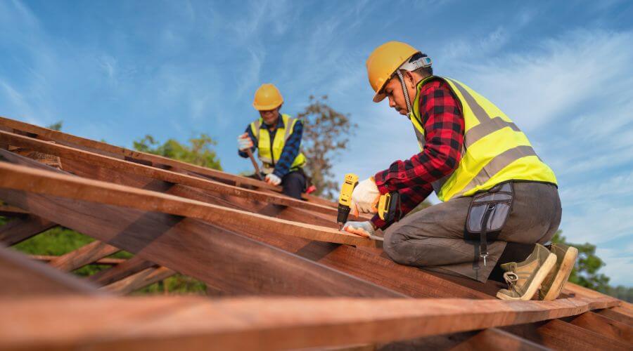 Professional Flat Roofing Installation services in Cecil, OH